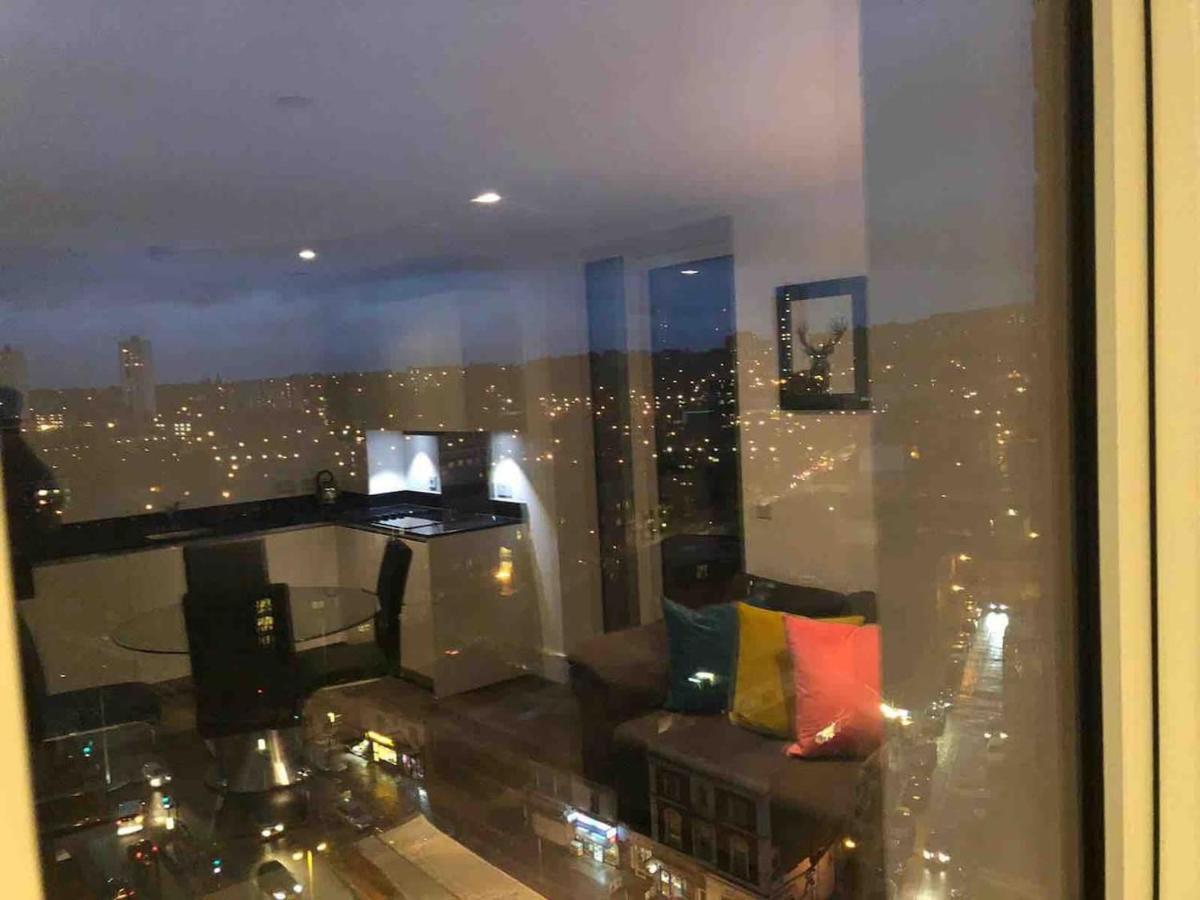 High View Two Bedroom Apartment In Woolwich Londres Exterior foto